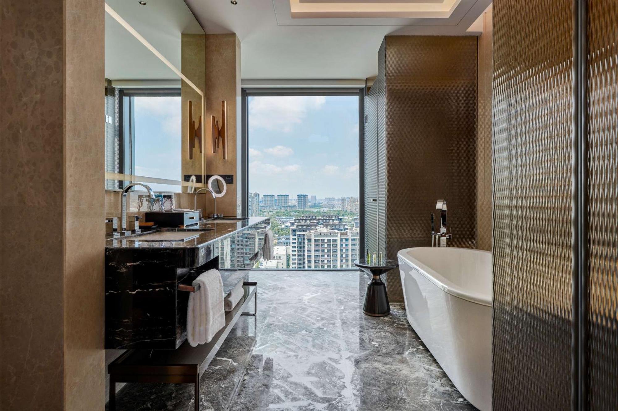 ホテル Hilton Yancheng 塩城 エクステリア 写真