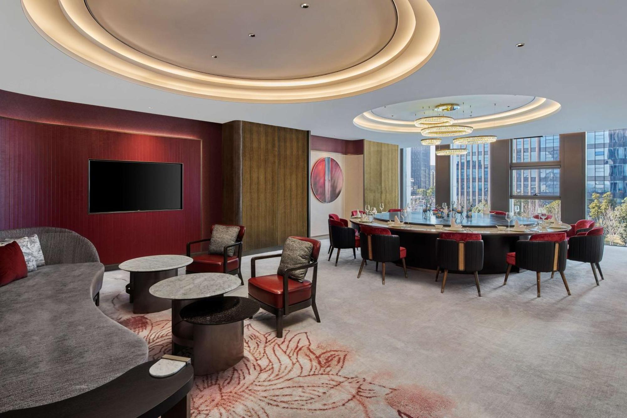 ホテル Hilton Yancheng 塩城 エクステリア 写真